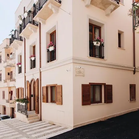 Niti Palace Lägenhet