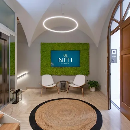 Niti Palace *