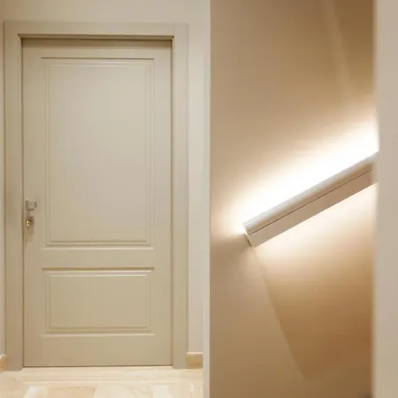 Niti Palace * カステッランマーレ・デル・ゴルフォ